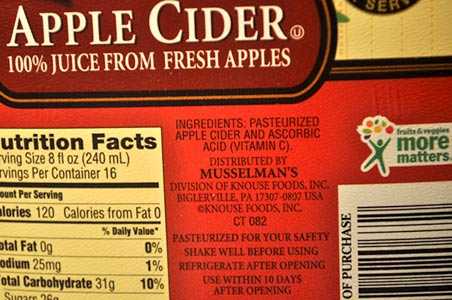 Calories in Organic Honeycrisp Apple Juice from 365 Everyday Value